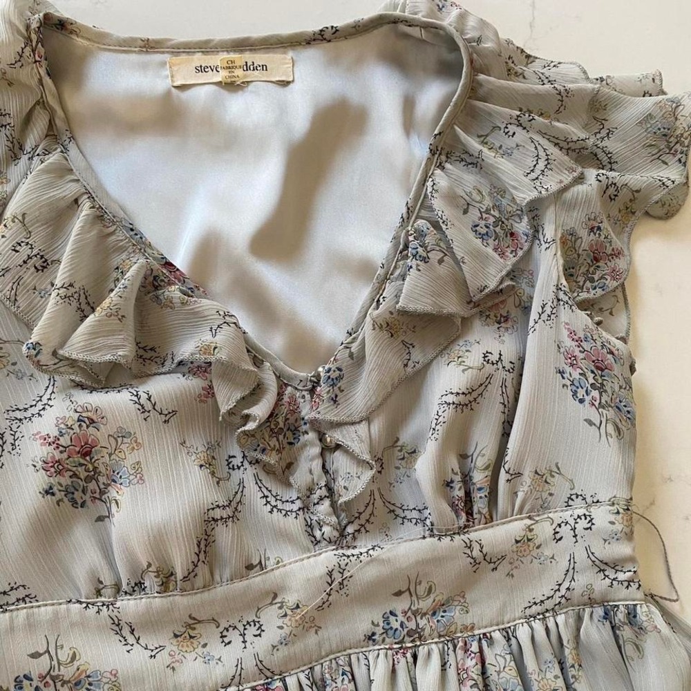 Steve Madden Floral mini dress with ruffles‎ Womens size small